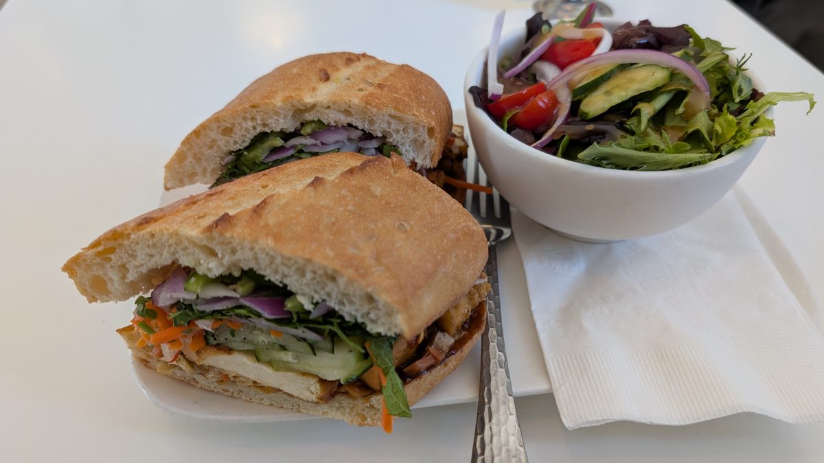 Vegan American food at Wooly Pig in Dogpatch, San Francisco Bay Area