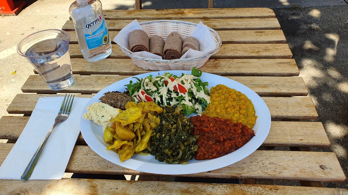 Vegan Ethiopian food at Yammy's Café & Deli in Downtown Oakland, San Francisco Bay Area featuring mixed vegan plate